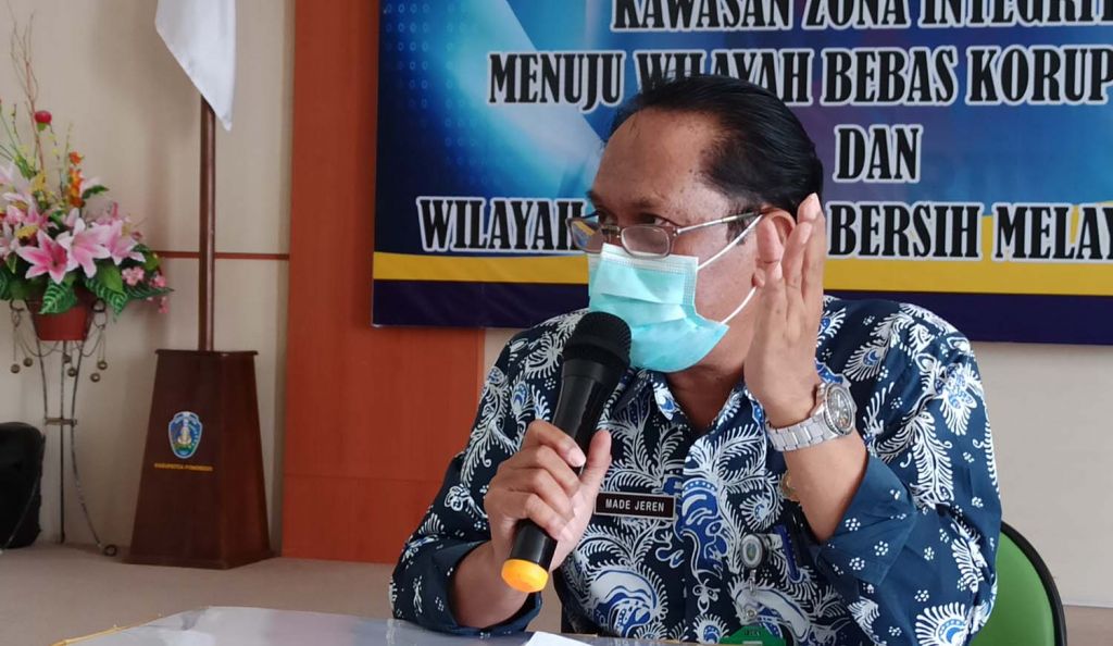 Direktur RSUD dr Harjono, Ponorogo, dr I Made Jaren