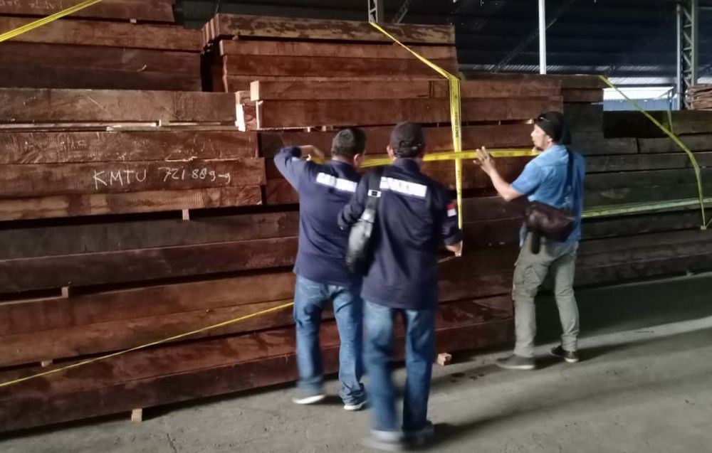 Ini Alasan di Balik Disitanya Kayu asal Maluku