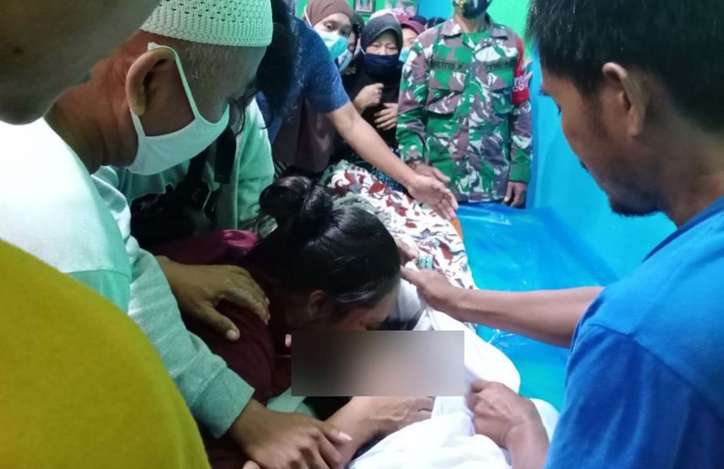Suasana duka menyelimuti keluarga Ariana Niken Permatasari di Banyuwangi