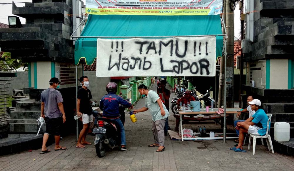 Duduk Sampeyan Gresik Zona Merah Corona, Desa ini Perketat Pintu Masuk