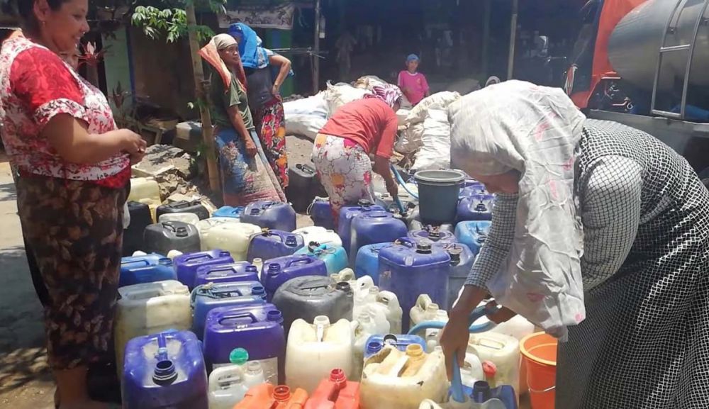 Pak Bupati, Warga 4 Desa di Pasuruan ini Masih Krisis Air Bersih Lho