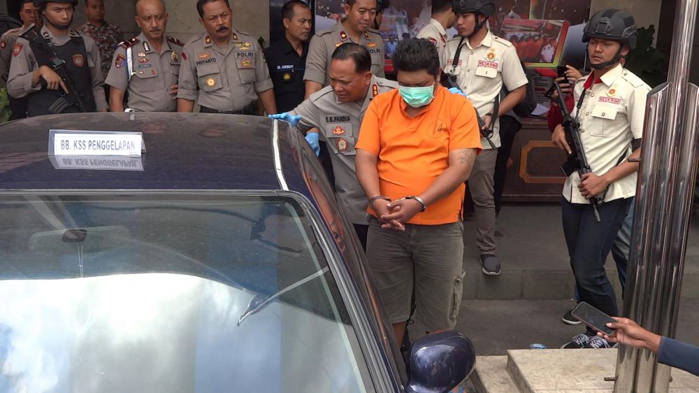 Gelapkan Mobil Showroom, Penjual Sayur Keliling ini Ditangkap