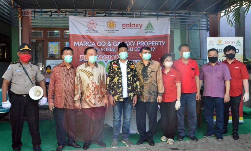 Ketua GP Ansor Surabaya H.M Faridz Afif atau Gus Afif (tengah)