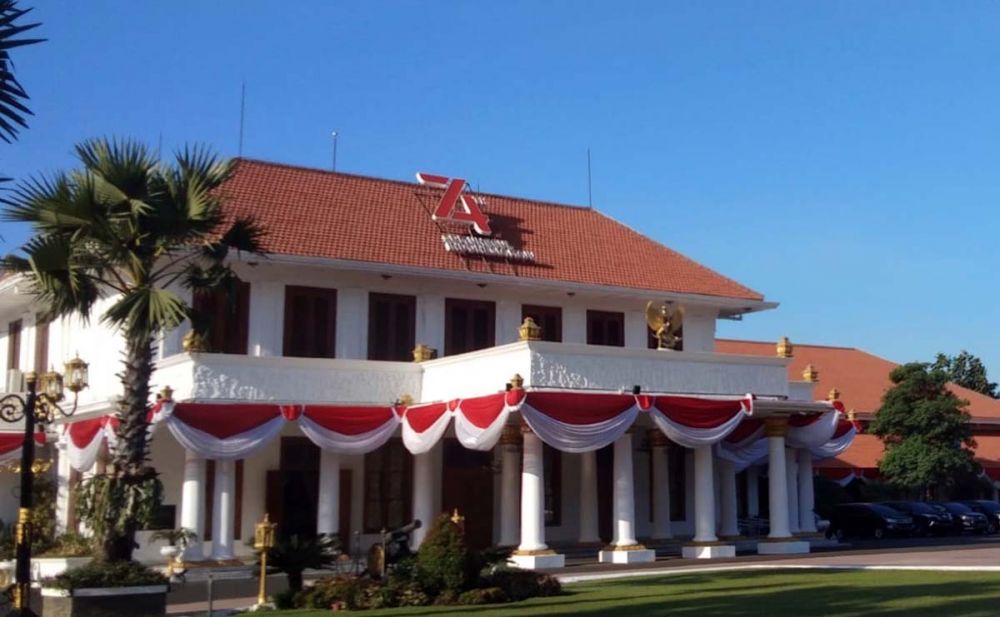Gedung Negara Grahadi di Jalan Gubernur Suryo, Surabaya