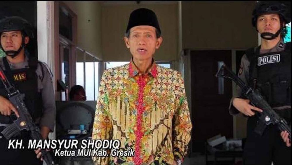 Ketua MUI Gresik, KH Mansoer Shodiq