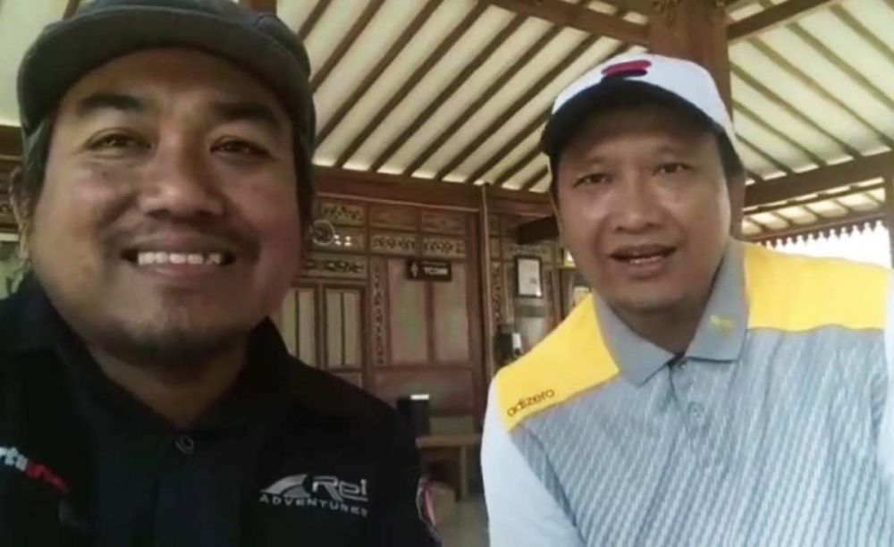 Tangkapan layar video Bupati Pasuruan Irsyad Yusuf (kanan) saat mengabarkan kesembuhannya melalui akun Instagram @Gus_Irsyad