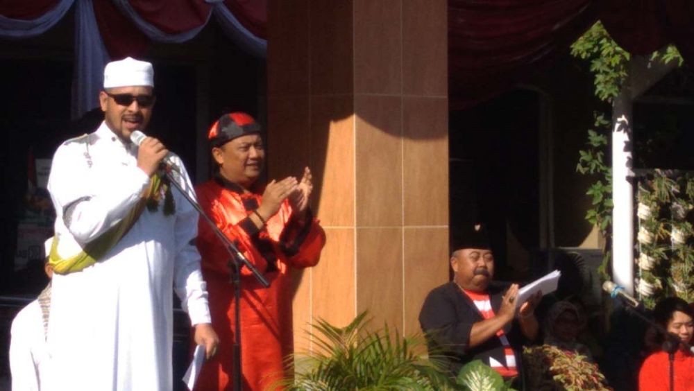 Wali Kota Probolinggo Hadi Zainal Abidin memimpin upacara peringatan Hari Jadi ke 660 Kota Probolinggo