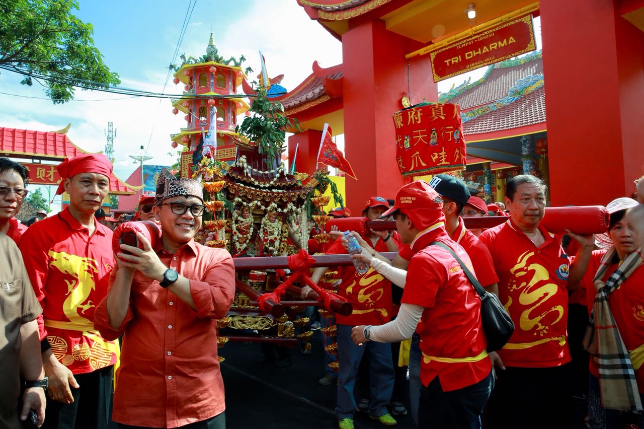 Meriahnya Festival Imlek di Banyuwangi