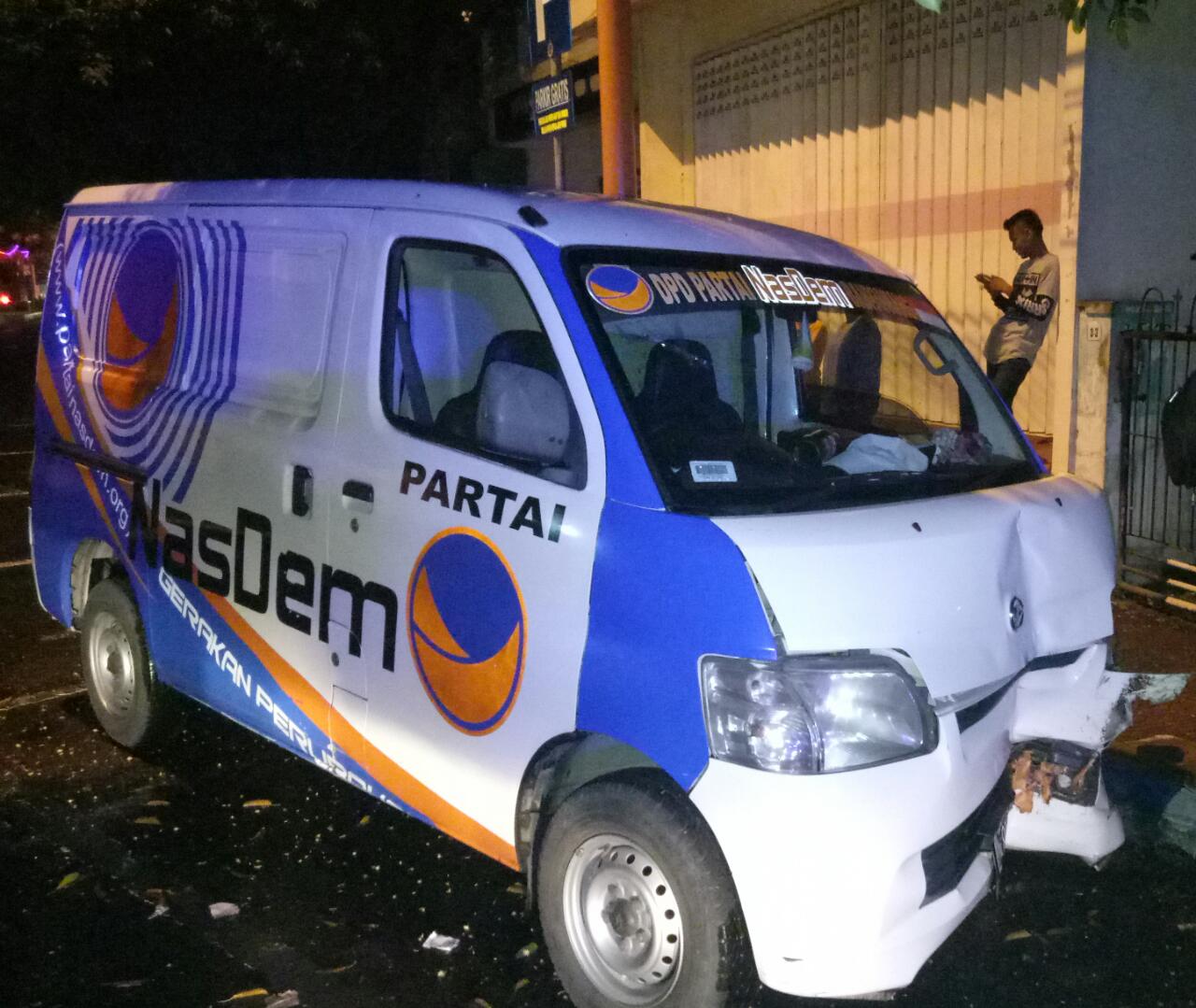 Mobil Partai Kecelakaan, Nasdem Hormati Proses Hukum
