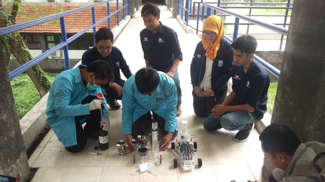 Wow! Mahasiswa ITS Rancang Mobil Berbahan Bakar Air