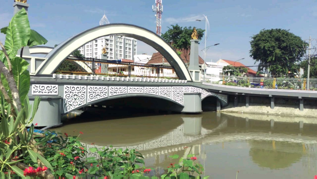 Jembatan Ujung Galuh Mulai Beroperasi