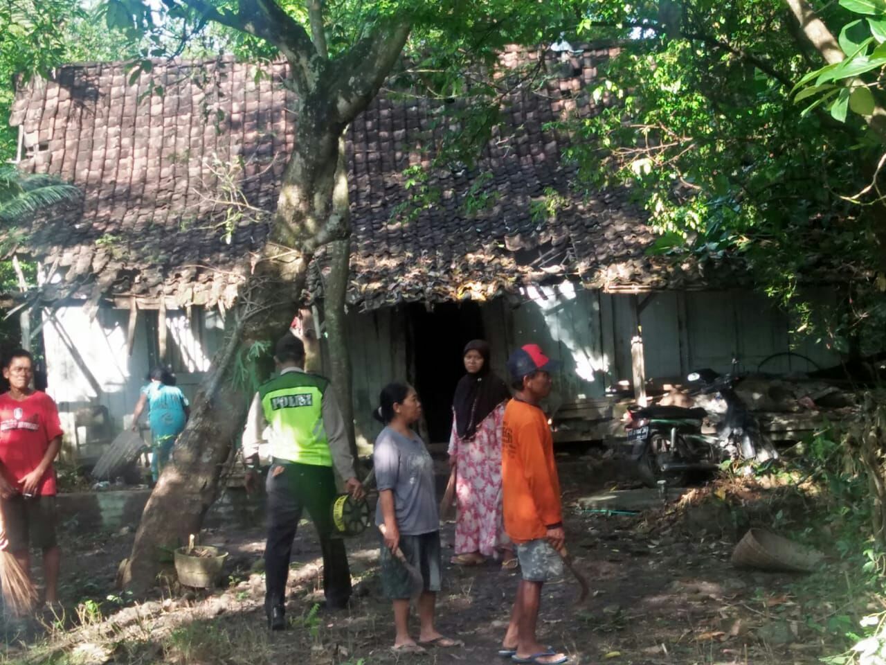 Ditinggal Anak-Istri, Nurpandi Tewas Dalam Rumah