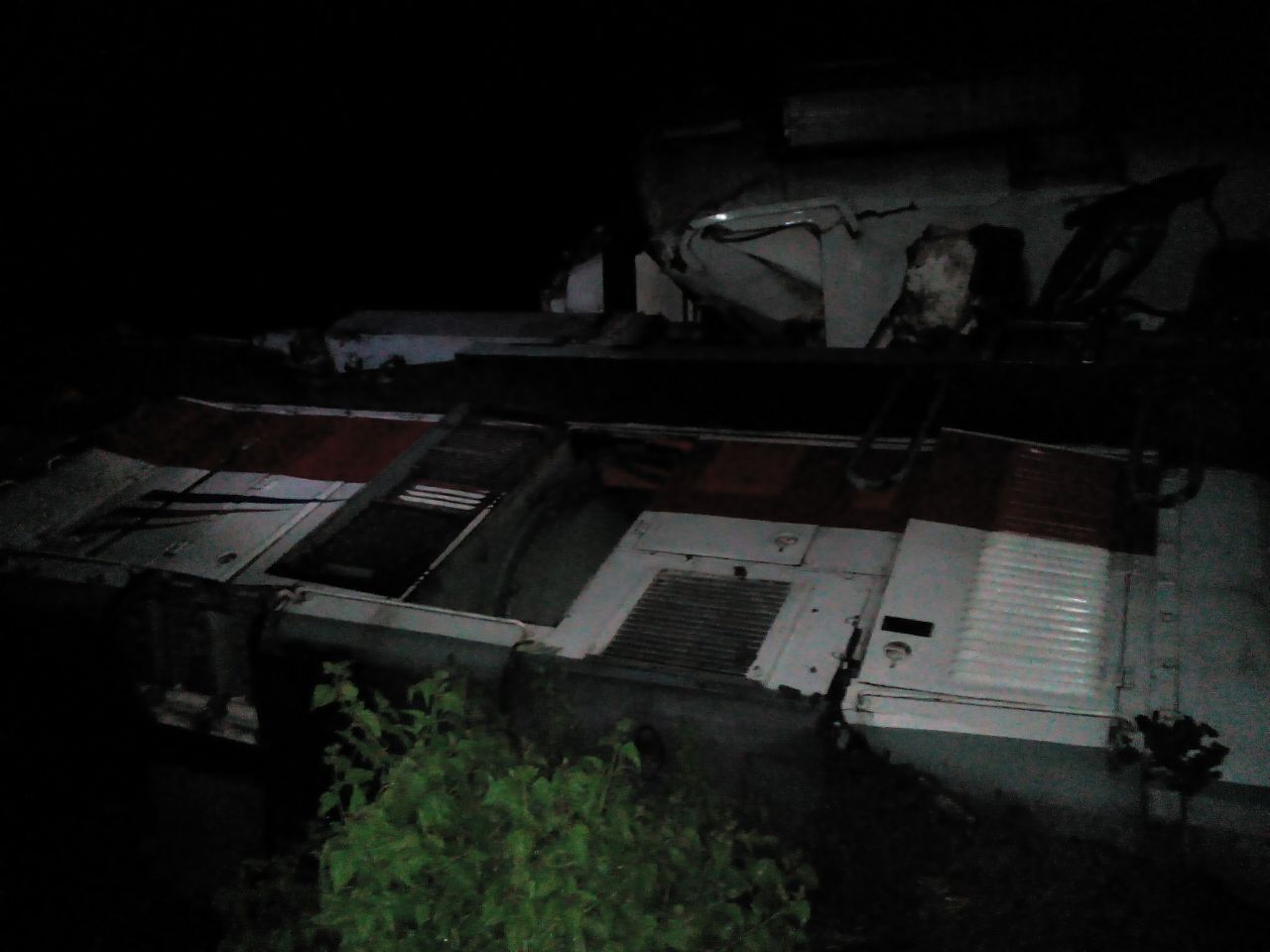 Kecelakaan KA Sancaka, Polisi: Masinis Tewas, Asisten Masinis Koma