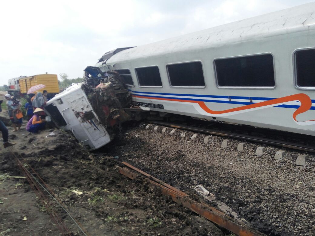 Kecelakaan KA Sancaka di Ngawi, Sopir Trailer Mengaku Truknya Mogok
