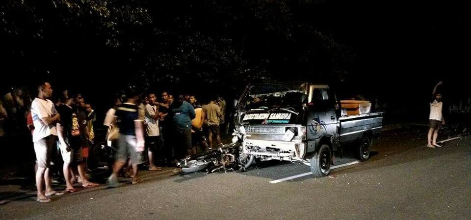 Kecelakaan antara Pikap vs motor.