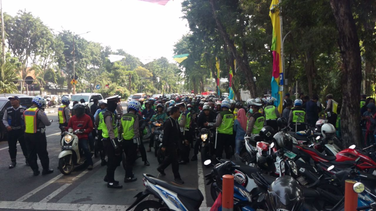 Operasi patuh semeru yang digelar Polrestabes Surabaya dan Kasgartap, serta Dishub.