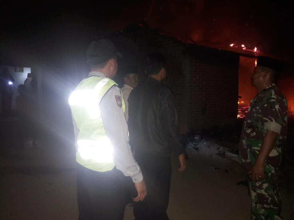 Lilin untuk Sesaji Megengan Hanguskan Satu Rumah di Ponorogo