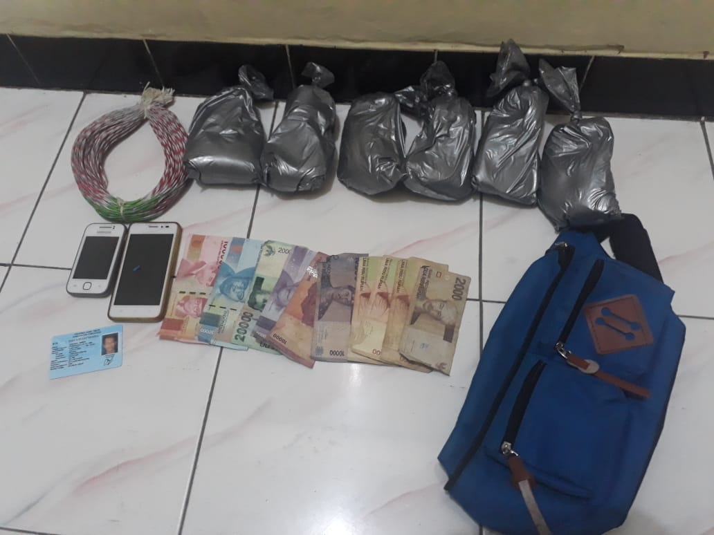 Barang bukti yang berhasil disita.