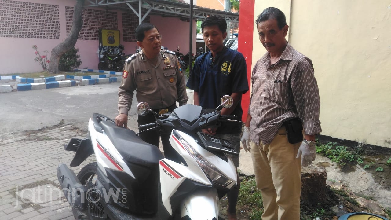 Barang bukti Honda Vario saat diamankan di Mapolsek Kenjeran