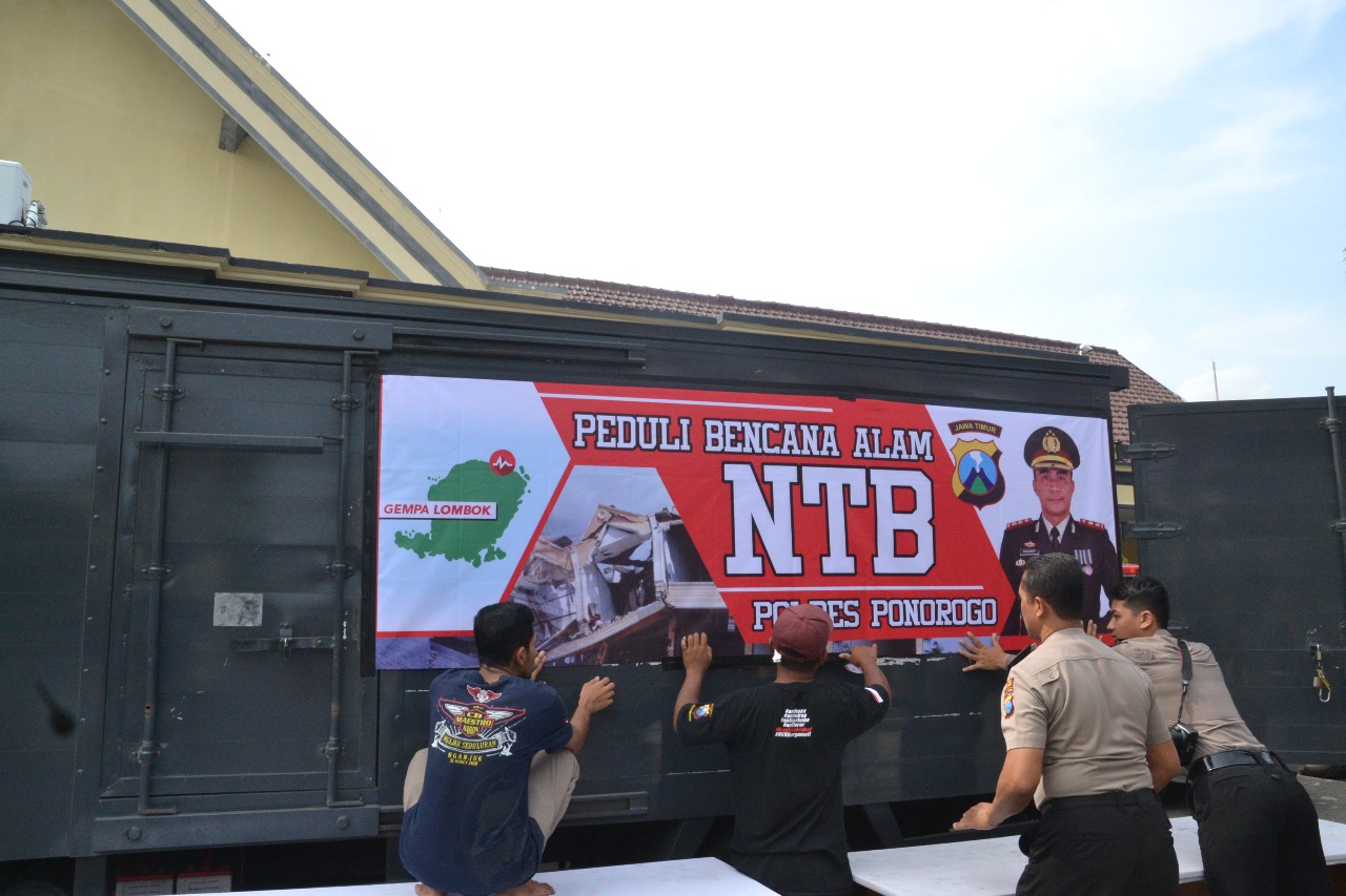 Satu Truk Bantuan Polres Ponorogo Dikirim ke Korban Gempa NTB