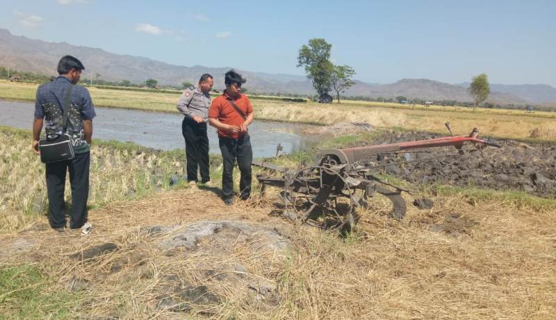 Lokasi mesin diesel yang dipasang ditraktor dan hilang diembat maling/Foto: Mita Kusuma