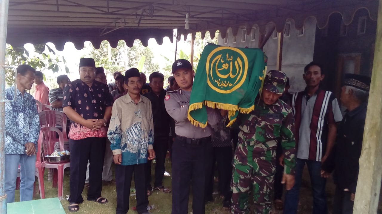 Pemakaman jenazah Jumiati