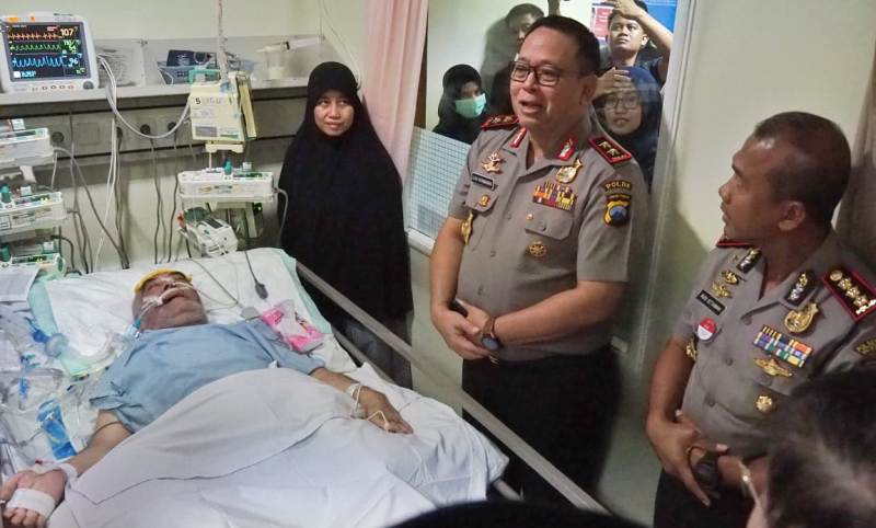 Selain Kunjungi Korban Kecelakaan, Kapolda juga Jenguk Kiai yang Sakit