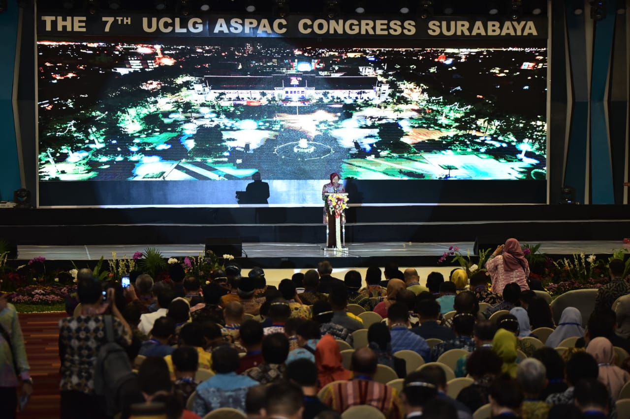 Wali Kota Risma saat sambutan di pembukaan 7 th UCLG ASPAC congress di Convention Hall, Surabaya, Rabu (12/9/2018). 