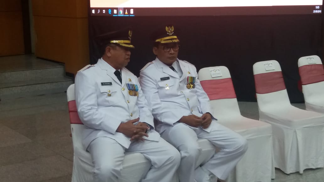 Syahri Mulyo saat akan dilantik