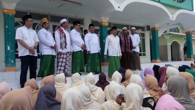 Sandiaga Uno saat di Ponpes Nurul Jadid Paiton, Probolinggo, Sabtu (6/10/2018).