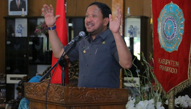 Bupati Ipong Berharap PKK Jadi Penggerak Koperasi di Ponorogo