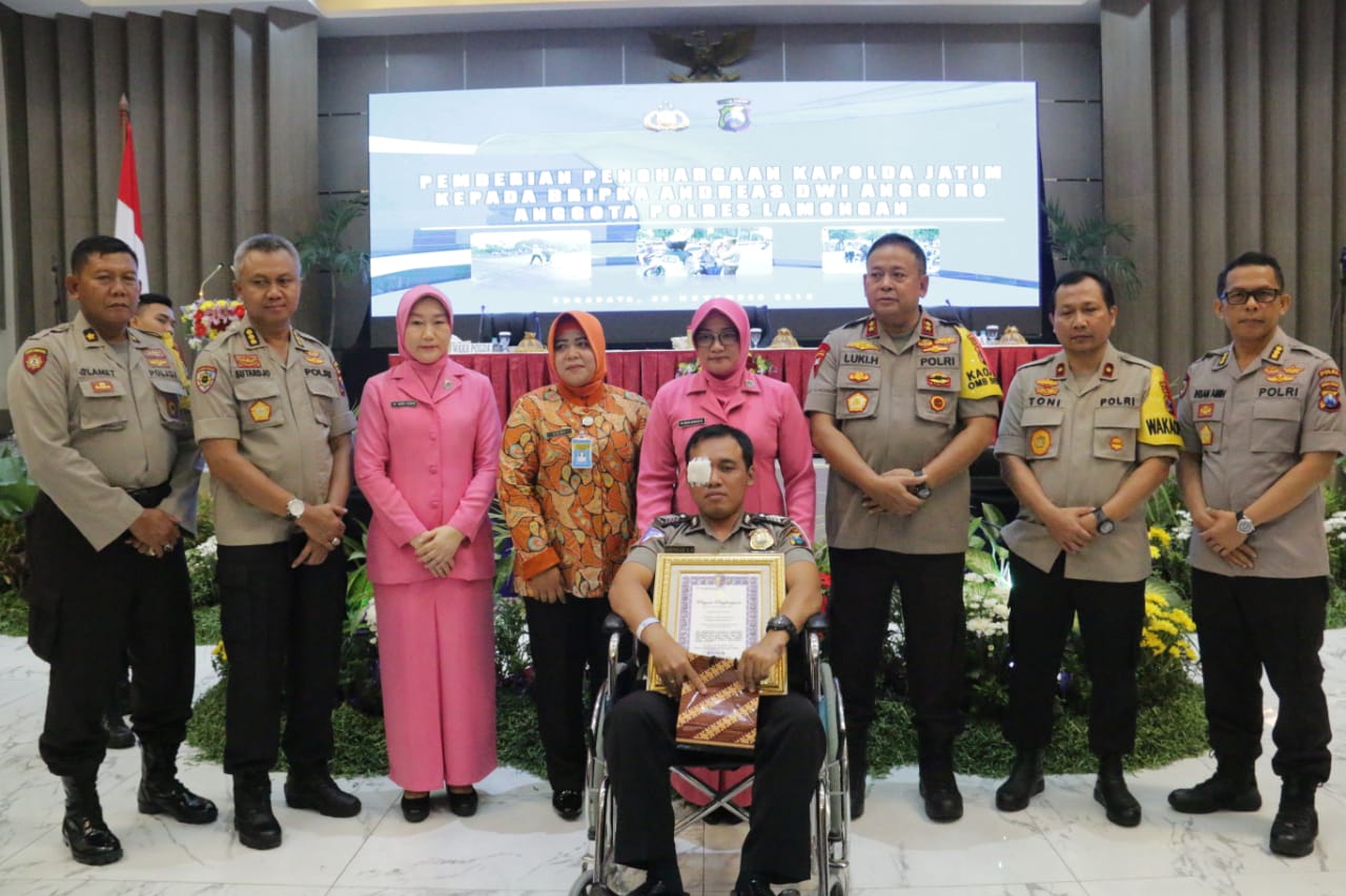 Polisi Korban Penyerangan di Lamongan Diganjar Pangkat Luar Biasa