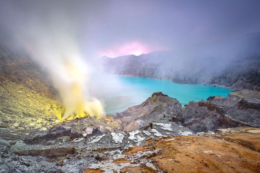 Taman Wisata Alam (TWA) Kawah Gunung Ijen resmi dibuka kembali