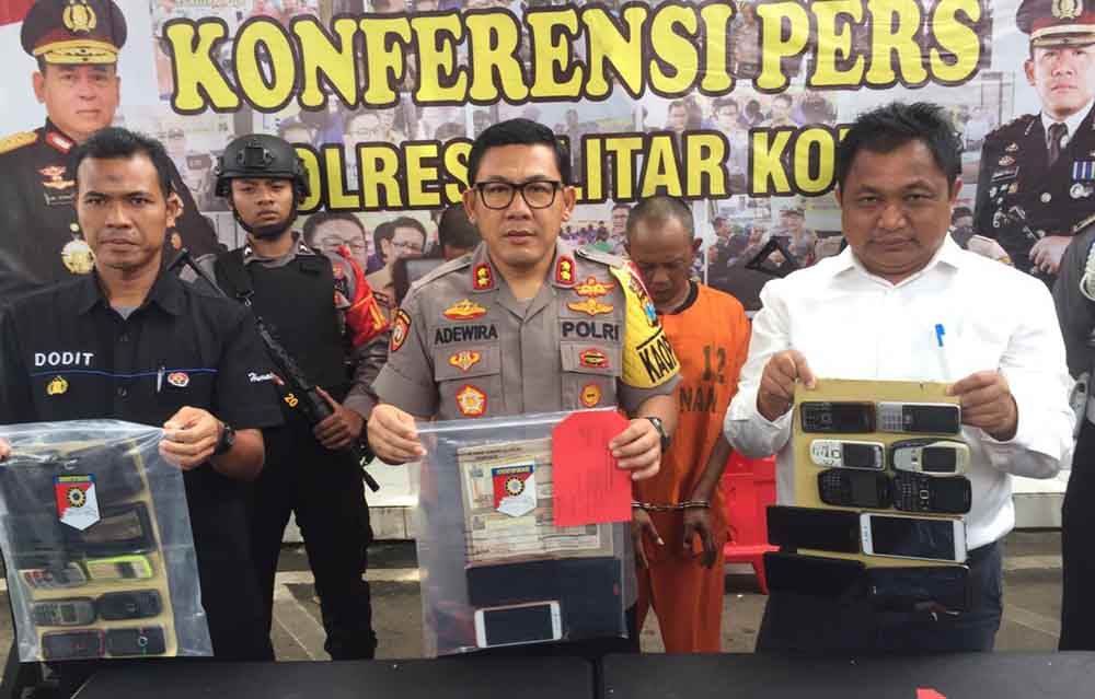 Kedua tersangka ditangkap Polres Blitar Kota