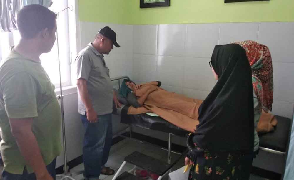 Ibu bayi yang dirawat