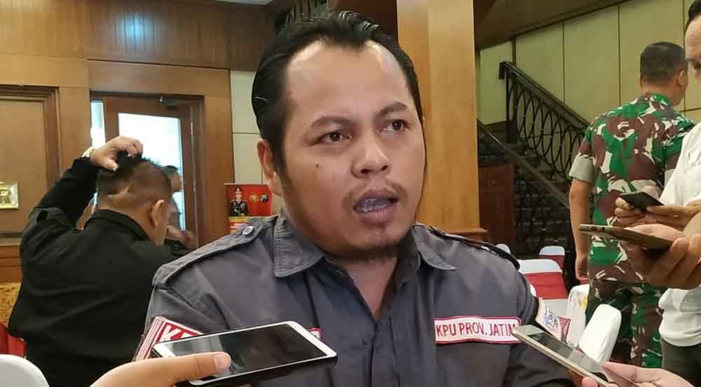 Ketua KPU Jatim, Choirul Anam