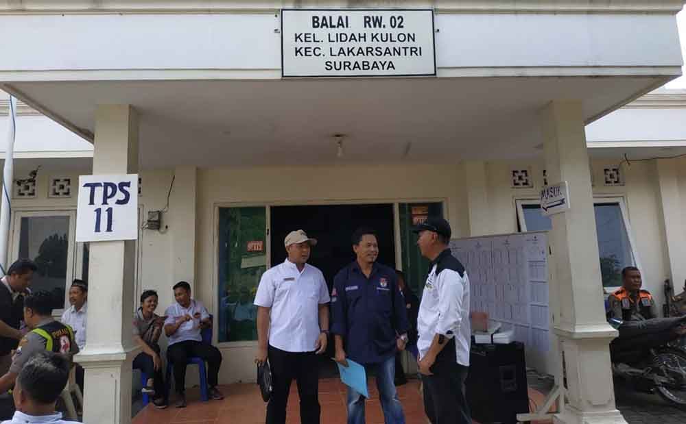 TPS 11 Kelurahan Lidah Kulon, Kecamatan Lakarsantri
