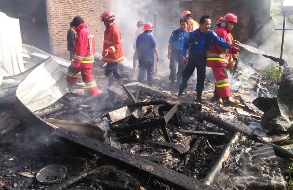 Lupa Matikan Kompor, Satu Rumah di Malang Ludes Terbakar