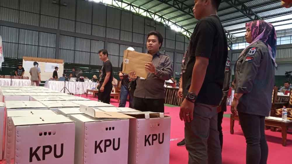  Proses rekapitulasi kabupaten