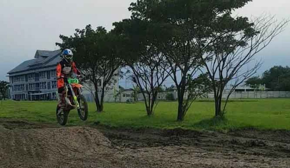 Keren! Surabaya Kini Miliki Sirkuit Motocross Standar Internasional