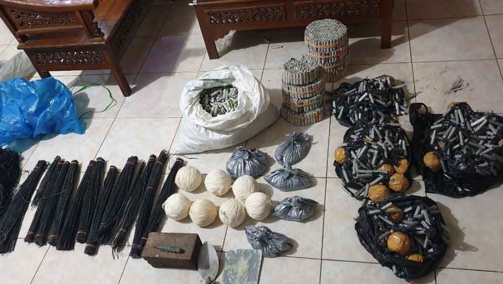 Barang bukti bahan peledak yang diamankan Polres Pasuruan