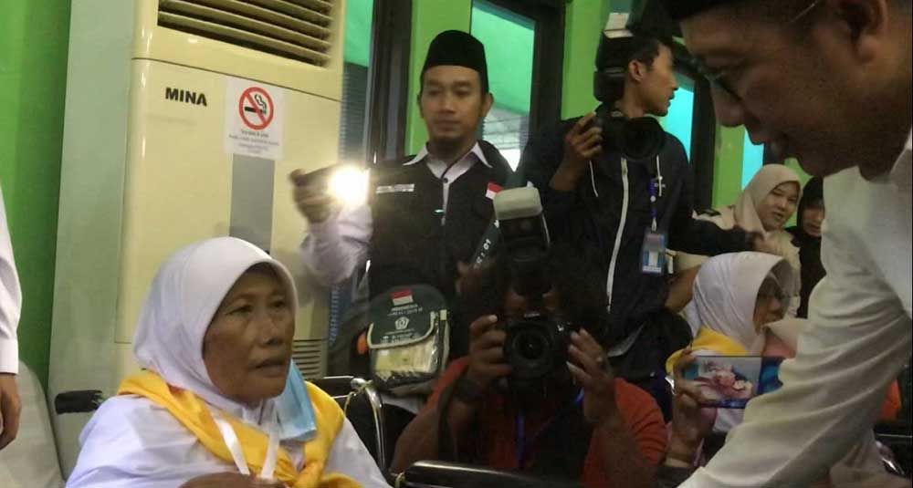 Menag Lukman Hakim sambut JCH di Asrama Haji Surabaya