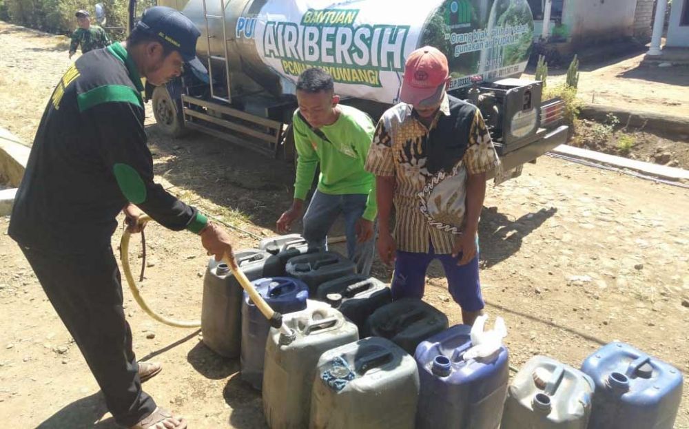Pemberian air bersih di Banyuwangi