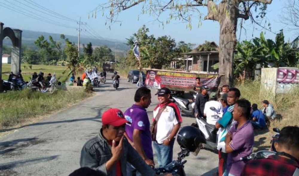 Penutupan Jalan Raya Purwosari-Tutur Pasuruan