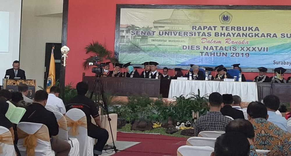 Mantan Kapolwiltabes Surabaya, Irjen Pol (Purn) Bambang Suparno