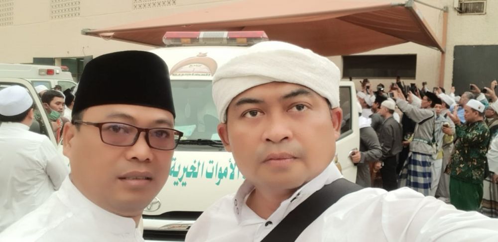 Gus Ipud bersama Kapolres Jombang AKBP Fadli Widyanto di Mekkah
