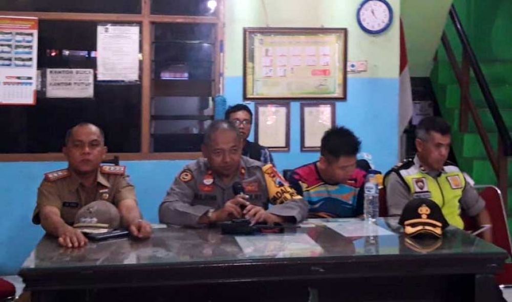 Camat Sukomanunggal, La Koli