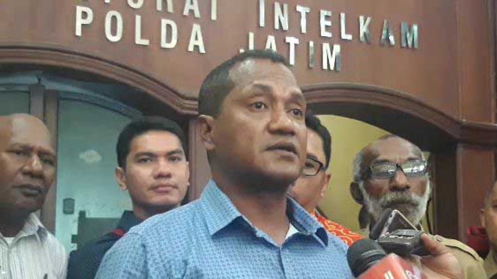 Ketua IKBPS, Piter Frans Rumaseb