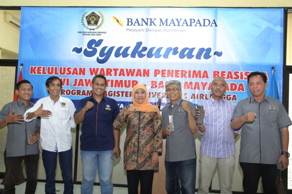 Gubernur Khofifah hadiri syukuran di PWI Jatim