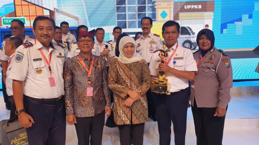 Dishub Banyuwangi menerima penghargaan WTN di Jakarta